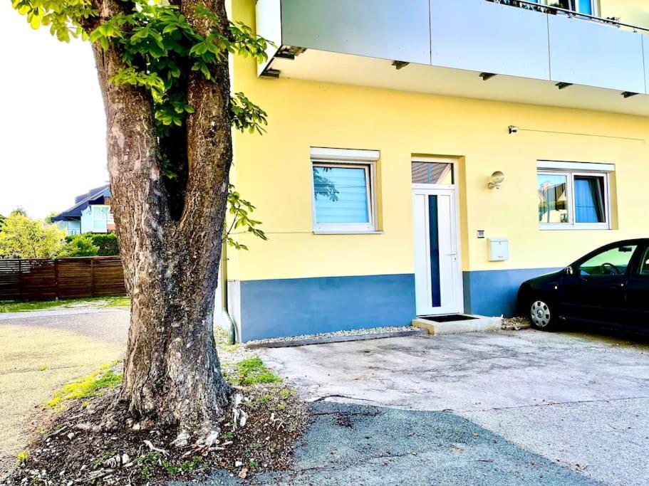 Schoene Wohnung Mit Eigenen Eingang Und Terrasse Gosseling Exterior foto